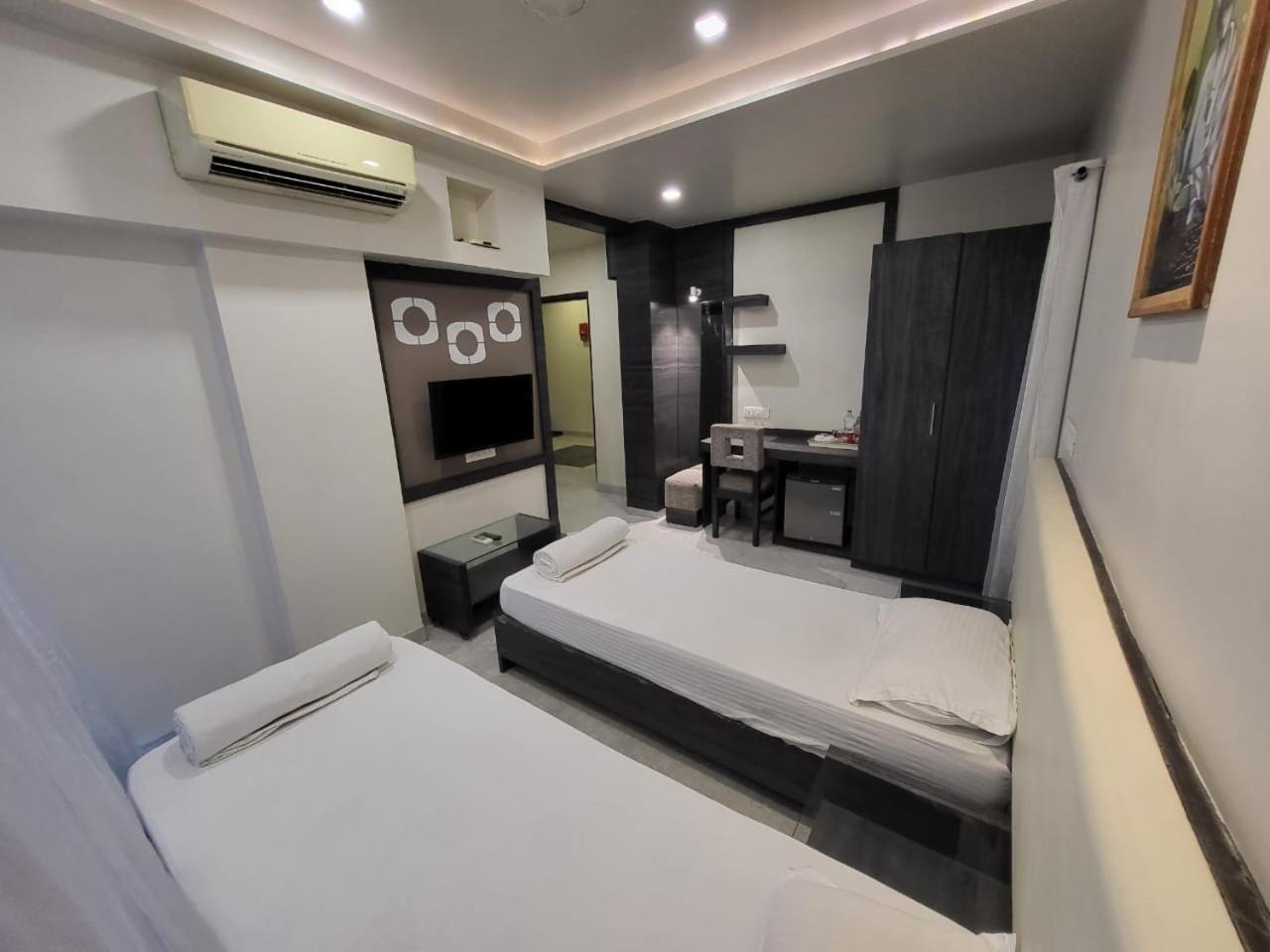 Hotel Nirvana Residency Nágpur Kültér fotó
