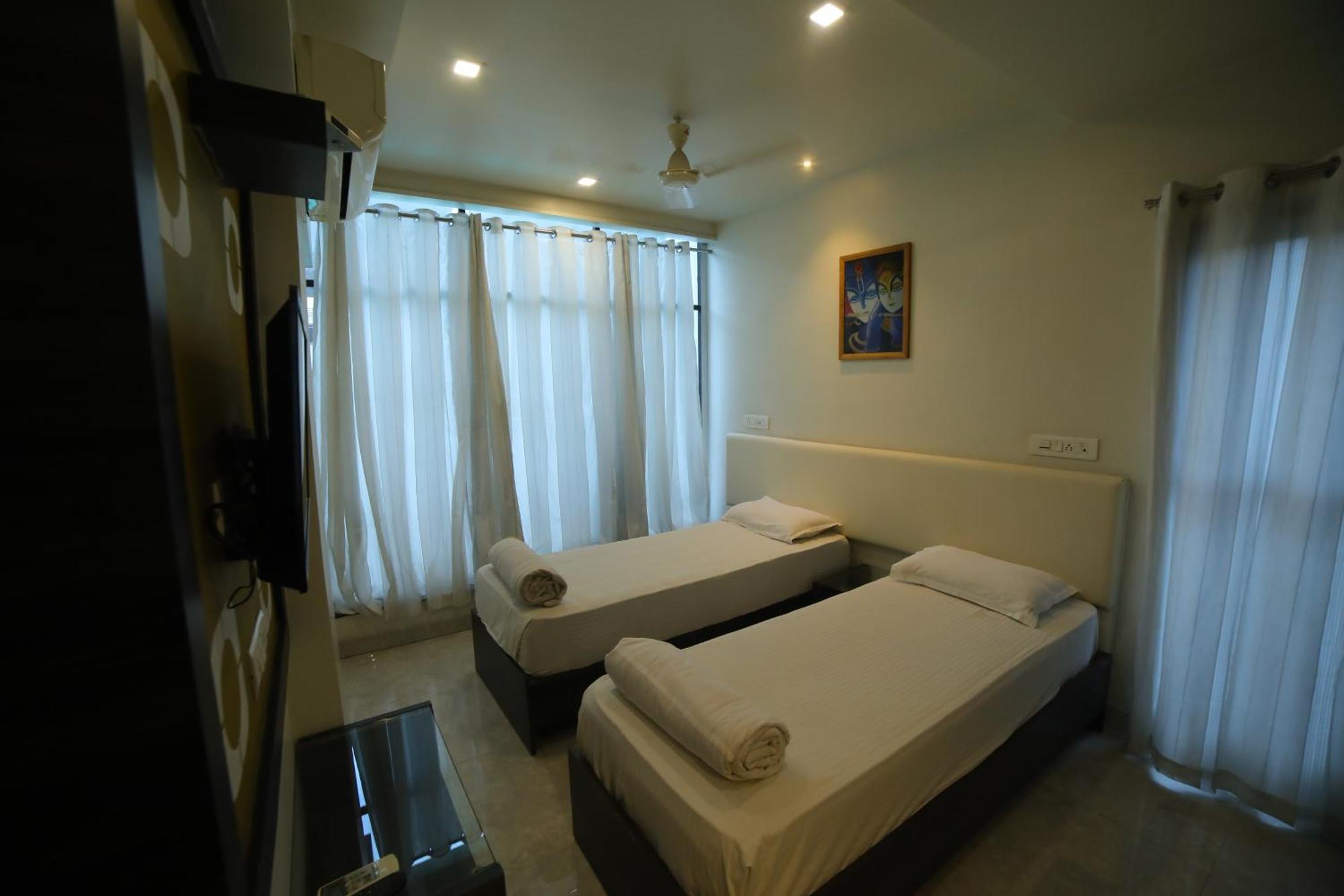 Hotel Nirvana Residency Nágpur Kültér fotó